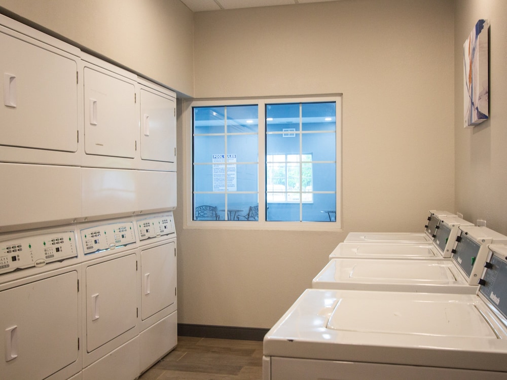 Candlewood Suites Louisville North by IHG - photo 35