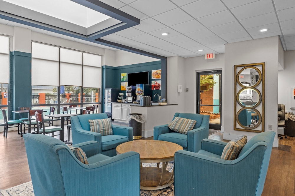 Garnet Inn & Suites Morehead City near Atlantic Beach - photo 8