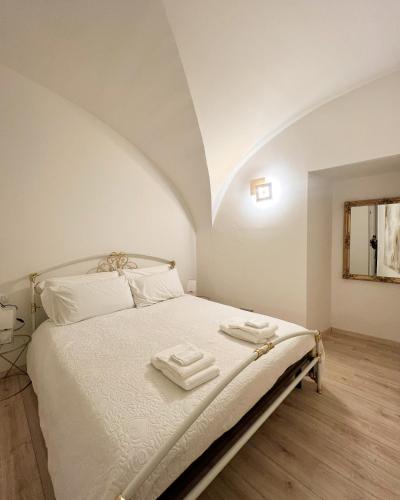 L Arco sul Lago Gold Apartment — Castro — photo 4