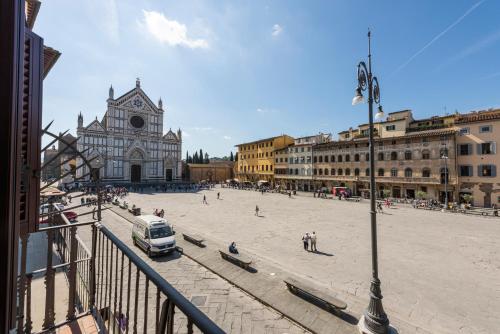 Santa Croce Palace by Mmega — 4-Star Luxury Hotel in Florence, Italy
