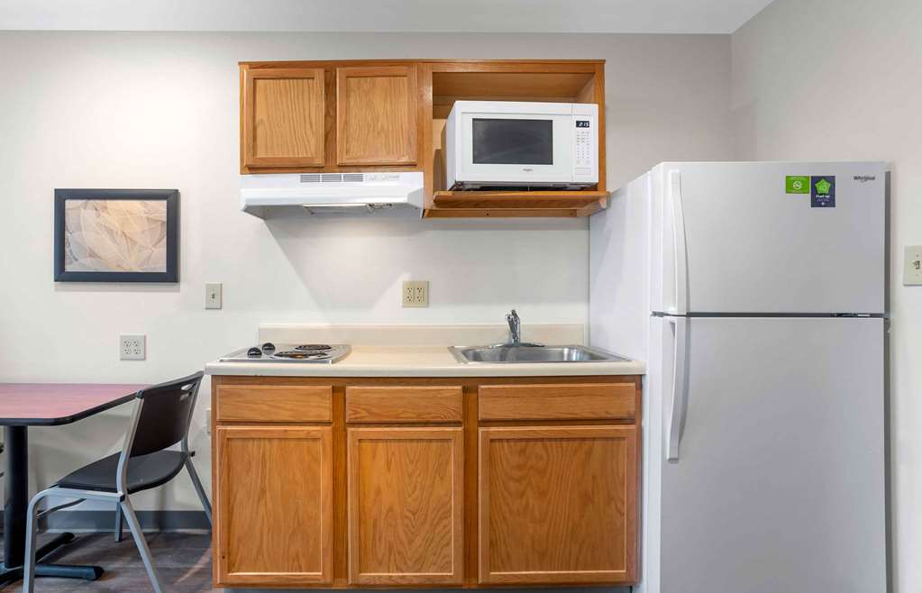 Extended Stay America Select Suites Springfield South Battlefield - photo 22