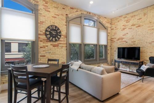 Golden Lofts Unit 4 Downtown Traverse City 2BD 2BA in Traverse City, United States