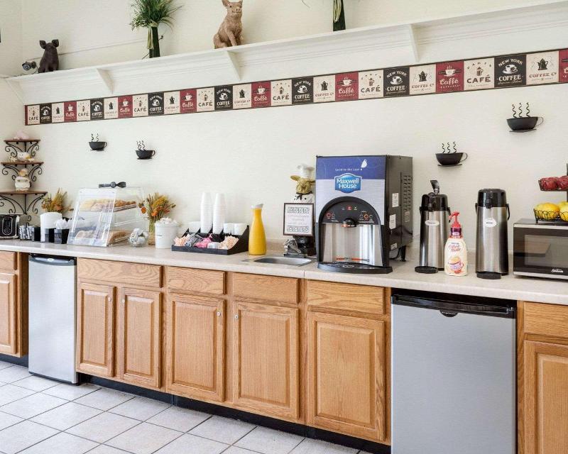 Stonewood Inn & Suites of Carrollton Smithfield - photo 23