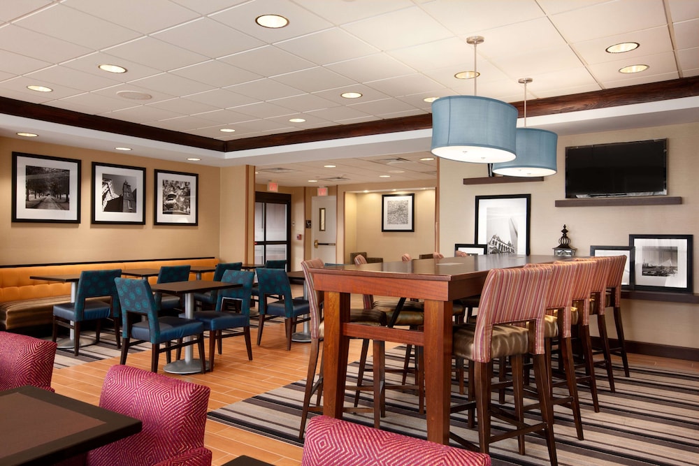 Hampton Inn Boston Braintree - photo 16
