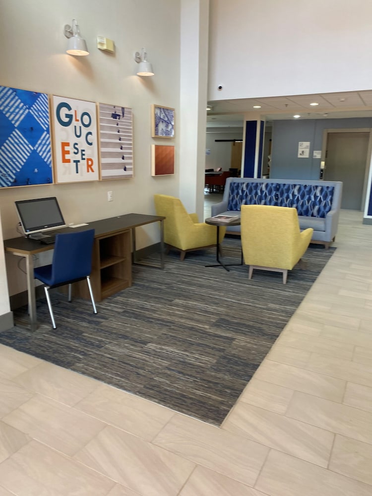 Holiday Inn Express Gloucester - photo 29