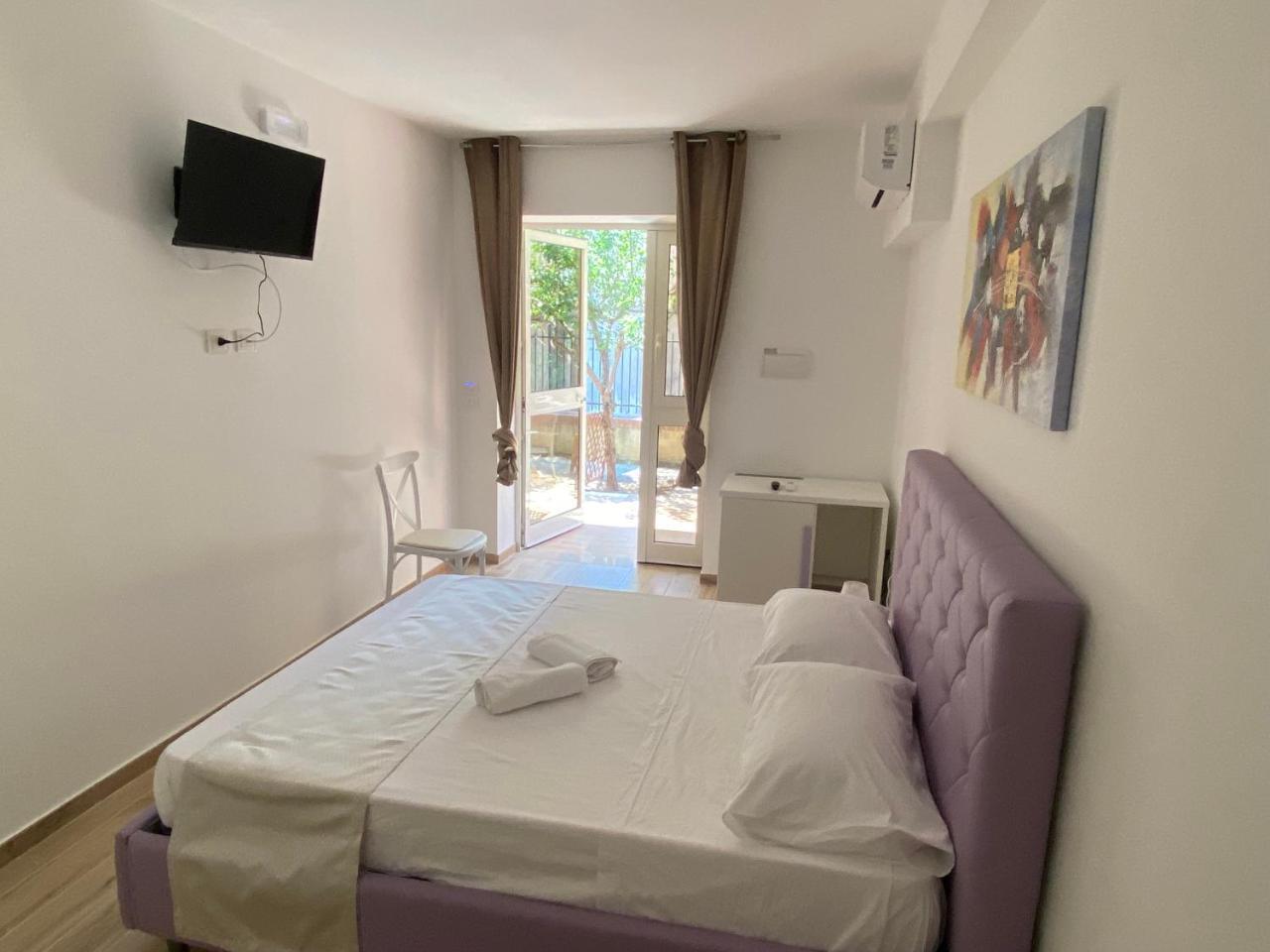 Dimora Leone — 4-Star Luxury Hotel in Diamante, Italy