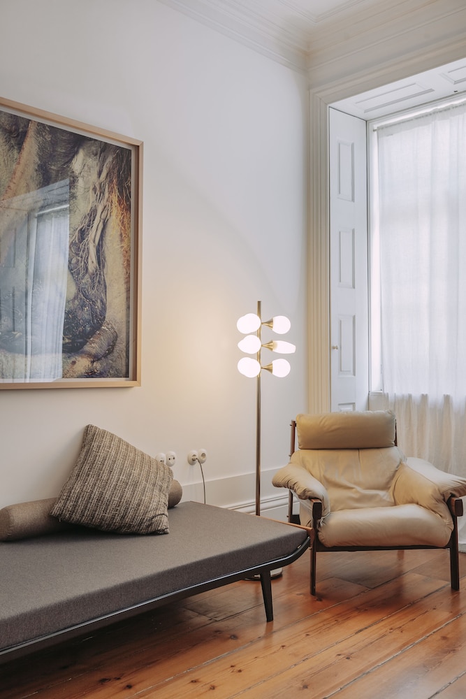 Rosa Et Al Townhouse — 5-Star Luxury Hotel in Porto, Portugal