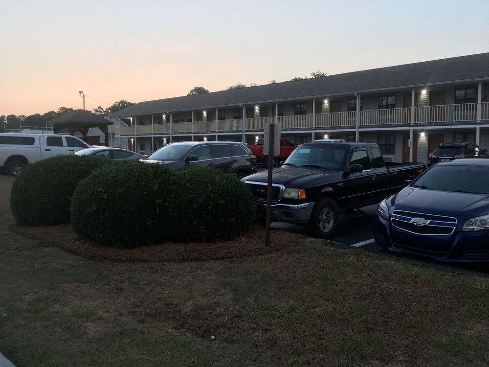 Loyalty Inn Hawkinsville - photo 22