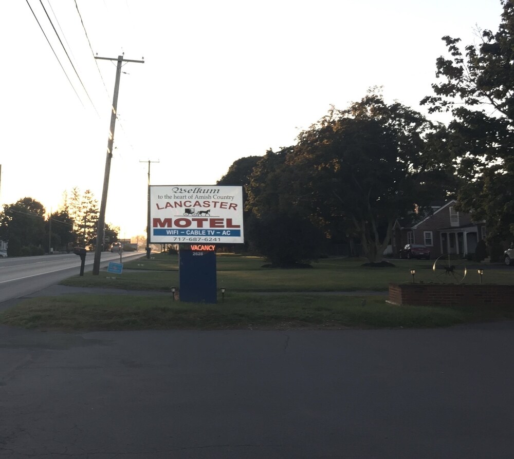 Lancaster Motel - photo 20