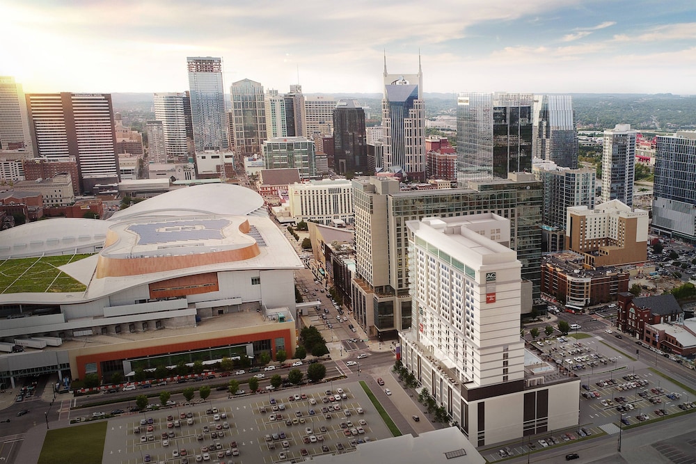 SpringHill Suites by Marriott Nashville Downtown Convention Center - photo 57