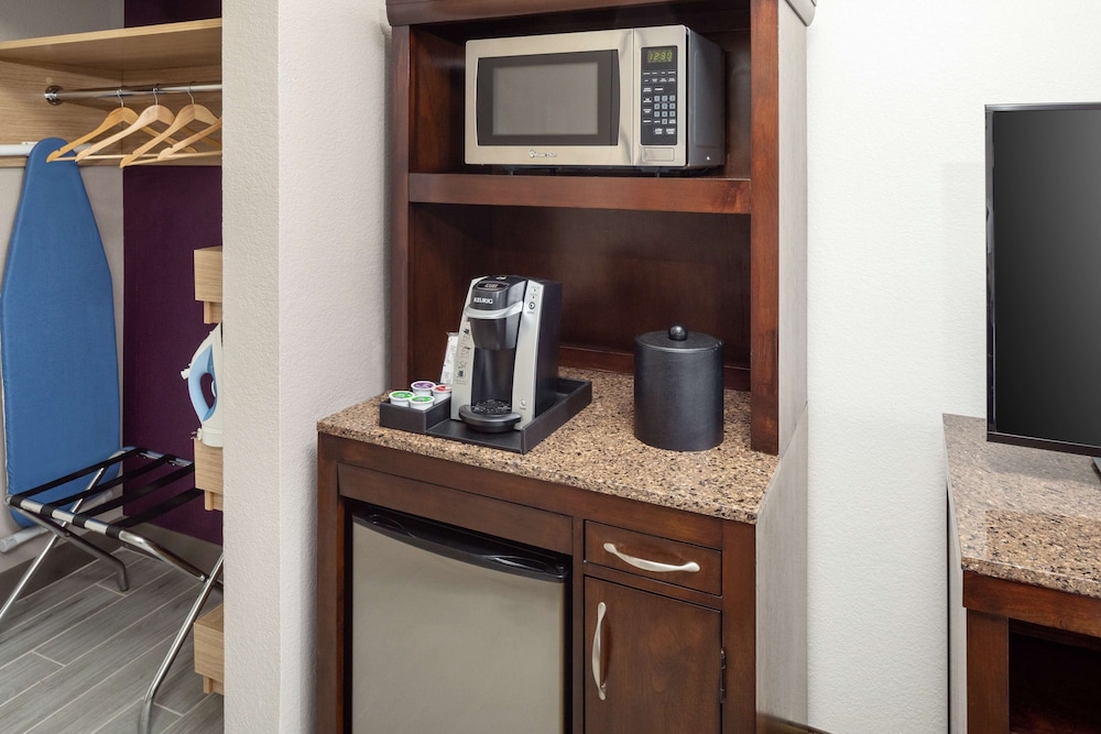 Hilton Garden Inn Arcadia Pasadena Area - photo 16
