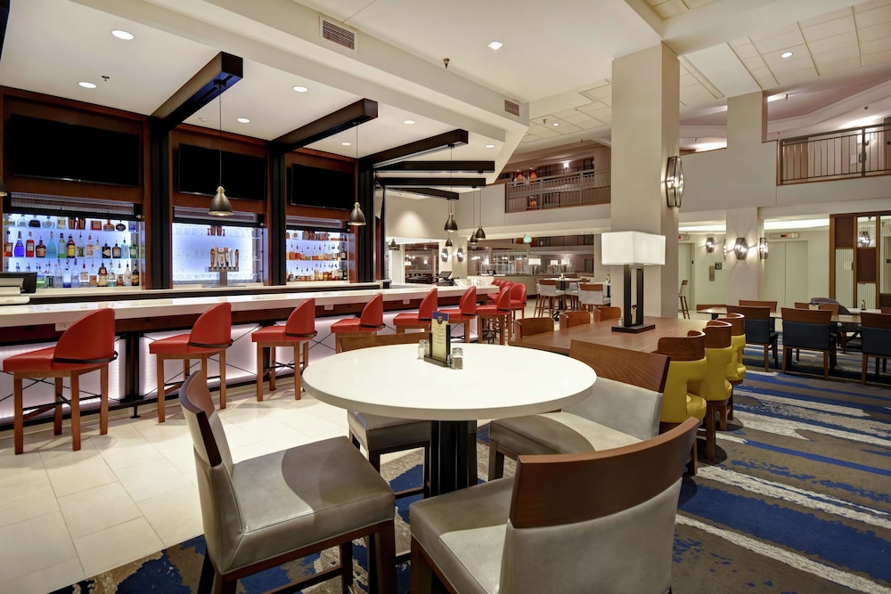 Embassy Suites by Hilton Omaha Downtown Old Market - photo 5