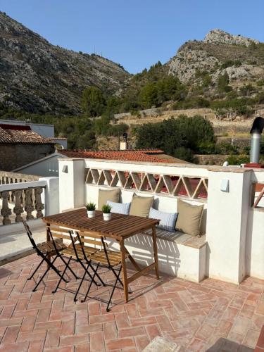 Cal Ferrer - carbon neutral hotel in Benimeli