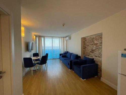Aparthotel Orbi City sea view