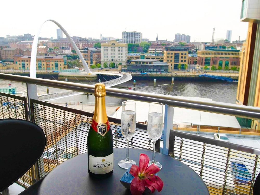 Baltic Quays — hotel in Gateshead