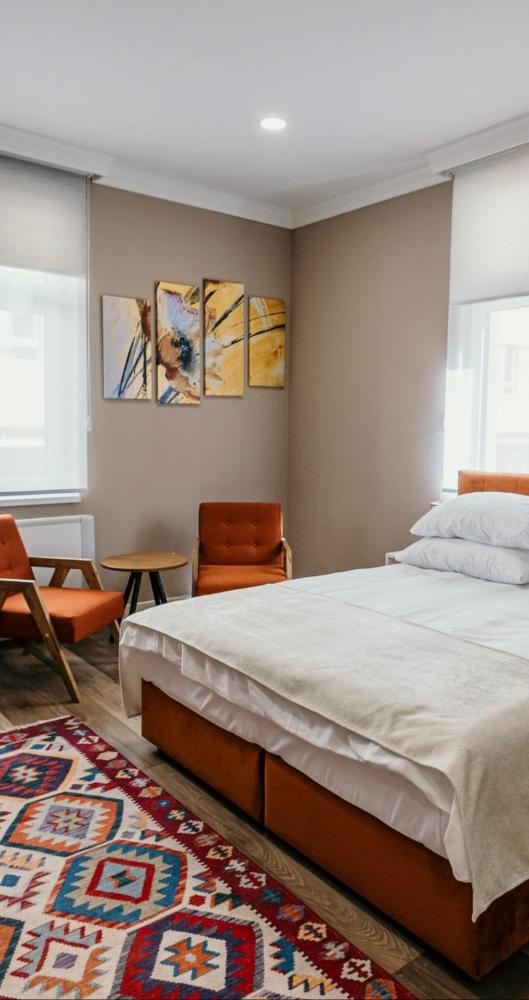 Pansion Fawlty Towers Sarajevo — 4-Star Luxury Hotel in Sarajevo, Bosnia and Herzegovina