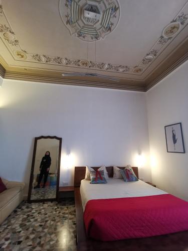 Tiritù Apartments — 4-Star Luxury Hotel in Catania, Italy