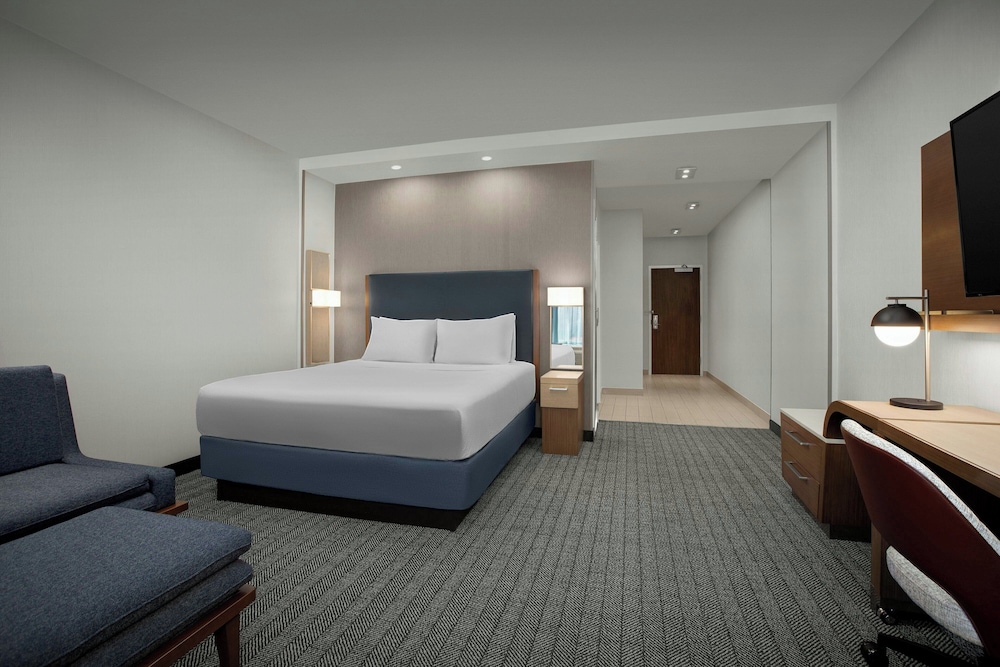 Courtyard by Marriott Atlanta Kennesaw - photo 13