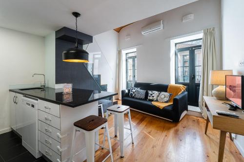 GuestReady Charming Mezzanine near Porto — 4-Star Luxury Hotel in Vila Nova De Gaia, Portugal