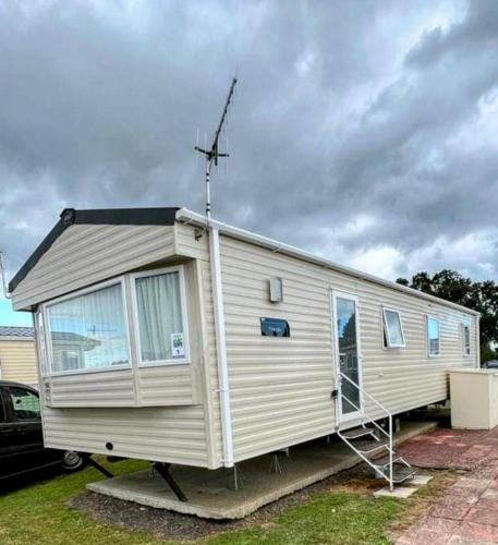8 Berth Caravan Pet Friendly. in Chichester, United Kingdom