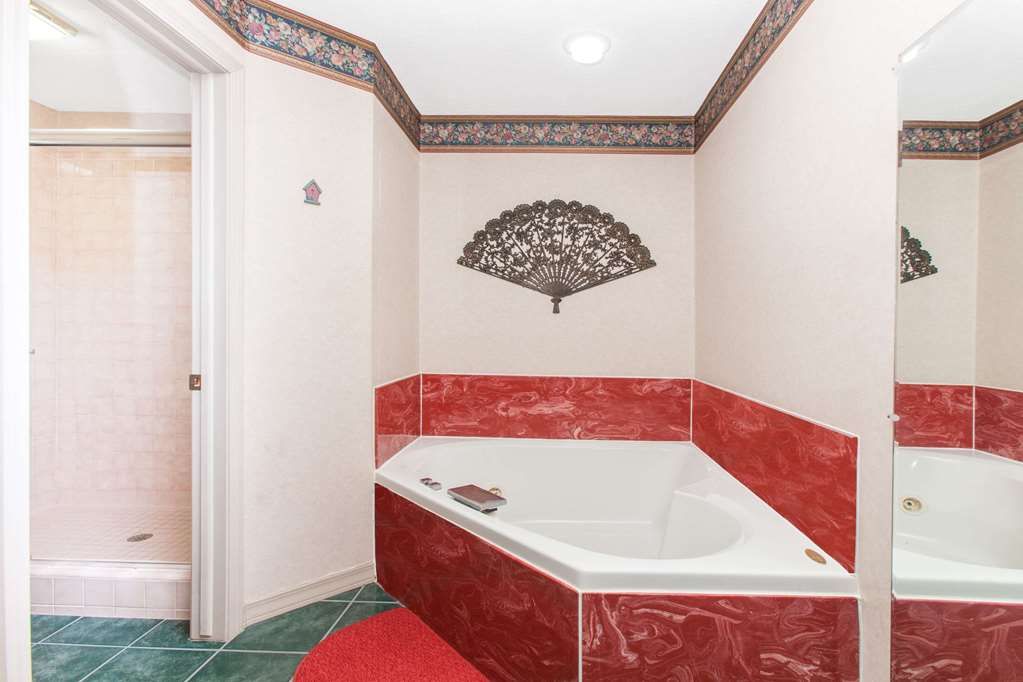 Days Inn by Wyndham Eureka Springs - photo 13