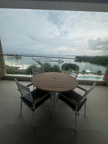 Alquiler vacacional Apartamento en Playa Escondida Resort & Marina En el mar Caribe in Maria Chiquita, Panama