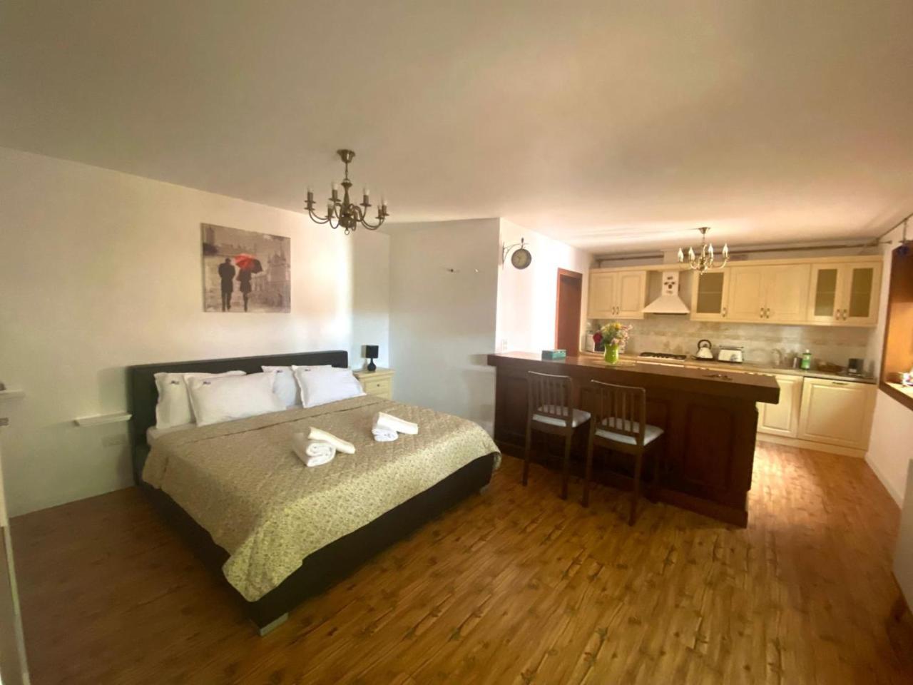 Marsali Studio - carbon neutral hotel in Constanta