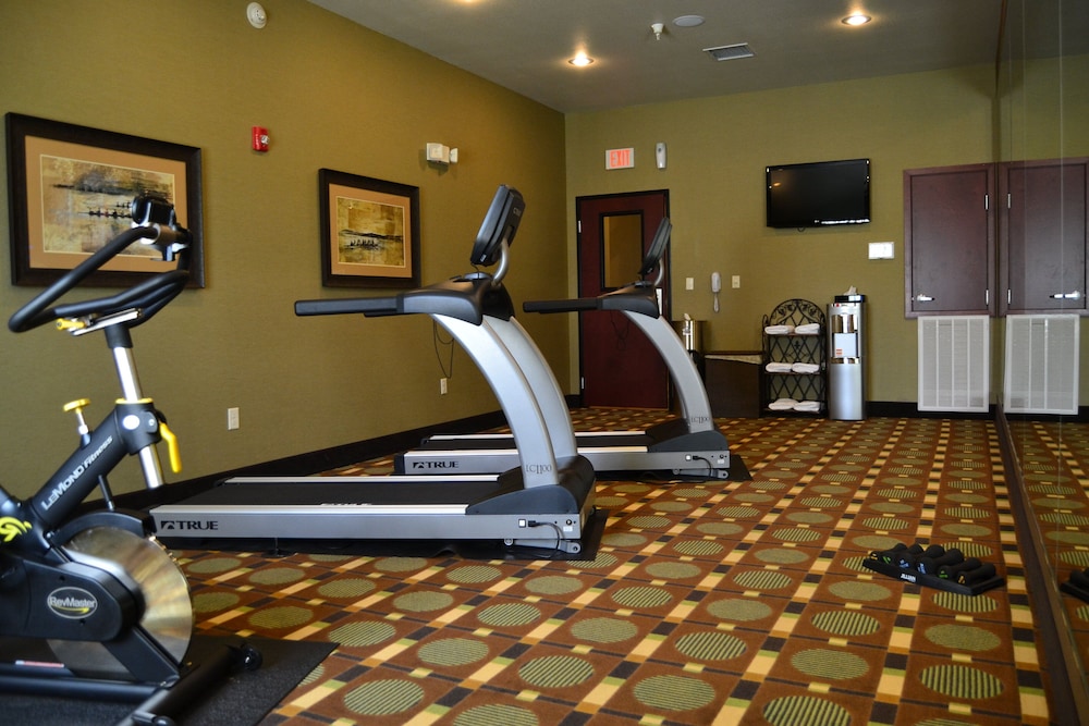Holiday Inn Express Heber Springs by IHG - photo 15