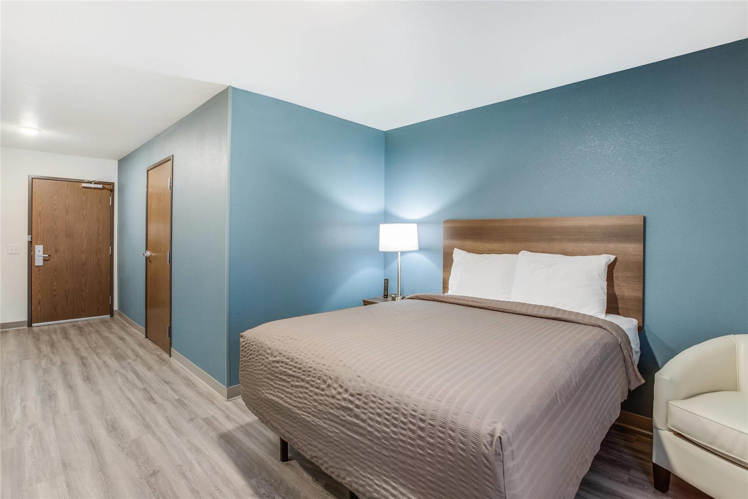 WoodSpring Suites Novi Farmington - photo 8