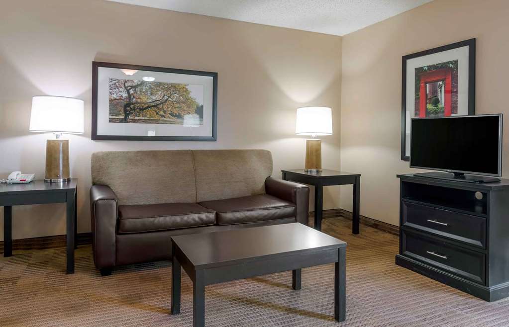 Extended Stay America Select Suites Dallas Farmers Branch - photo 37