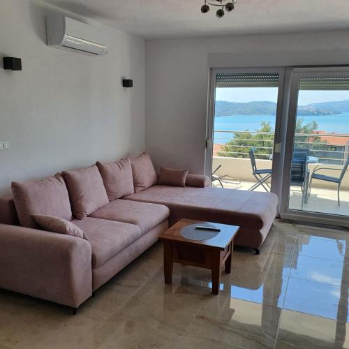Villa Botić — 4-Star Luxury Hotel in Trogir, Croatia