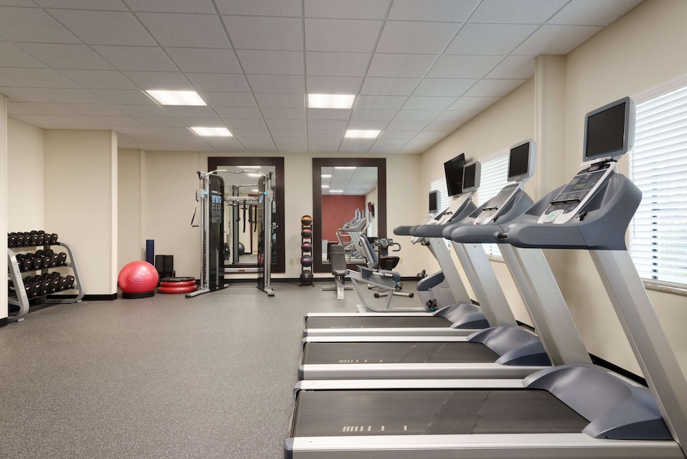 Homewood Suites by Hilton Jacksonville Deerwood Park - photo 24
