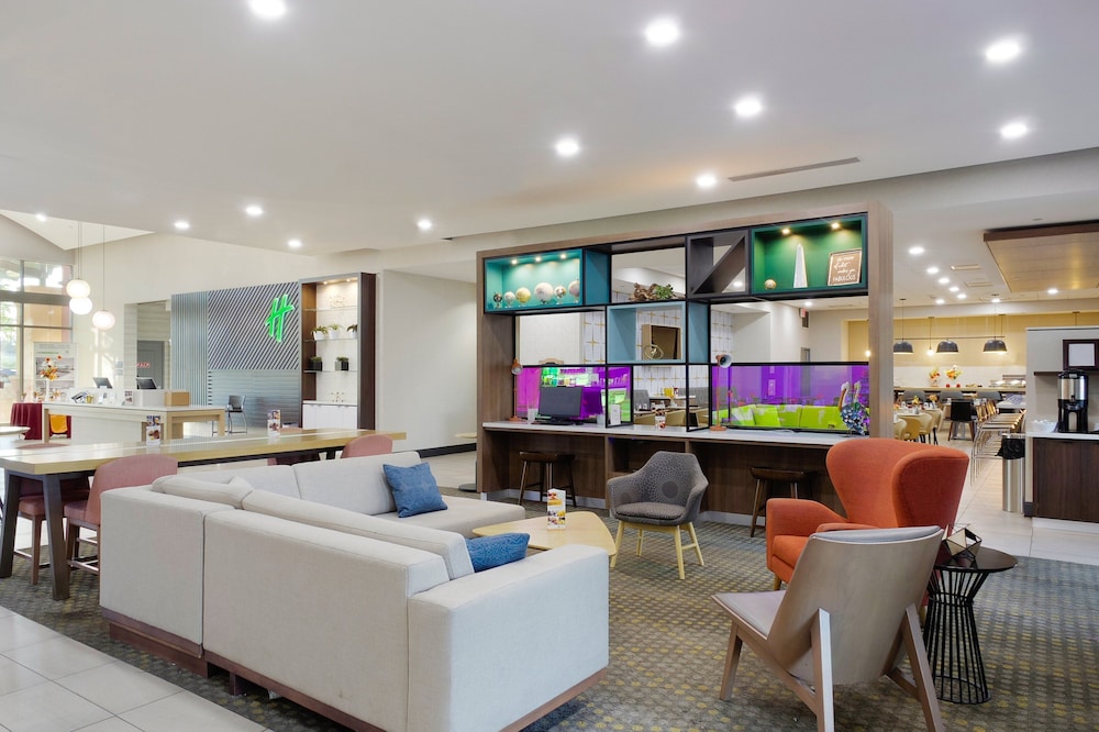 Holiday Inn Hotel & Suites Phoenix Airport By Ihg - photo 4