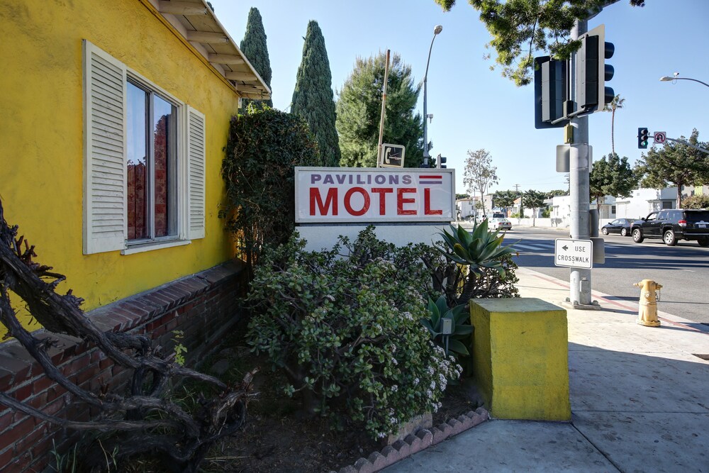 Pavilions Motel - photo 27