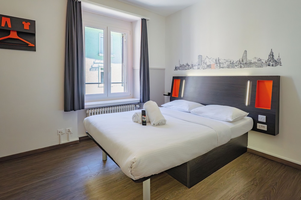 easyHotel Z&uuml;rich City Limmatplatz