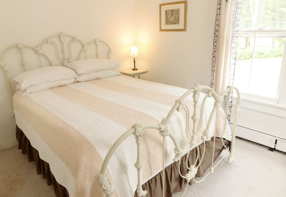 The Woodbine Inn - photo 3