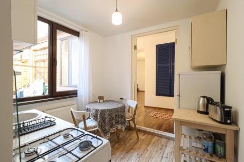 Cozy Vera Apt By Wehost