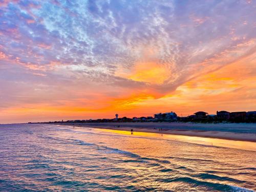Island Inn of Atlantic Beach - photo 47