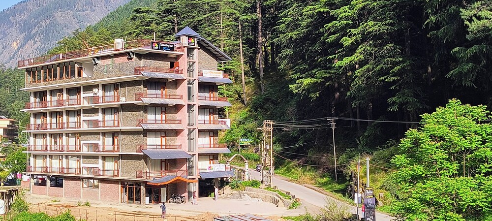 Gezellig Inn Magic Mountain in Kulu, India
