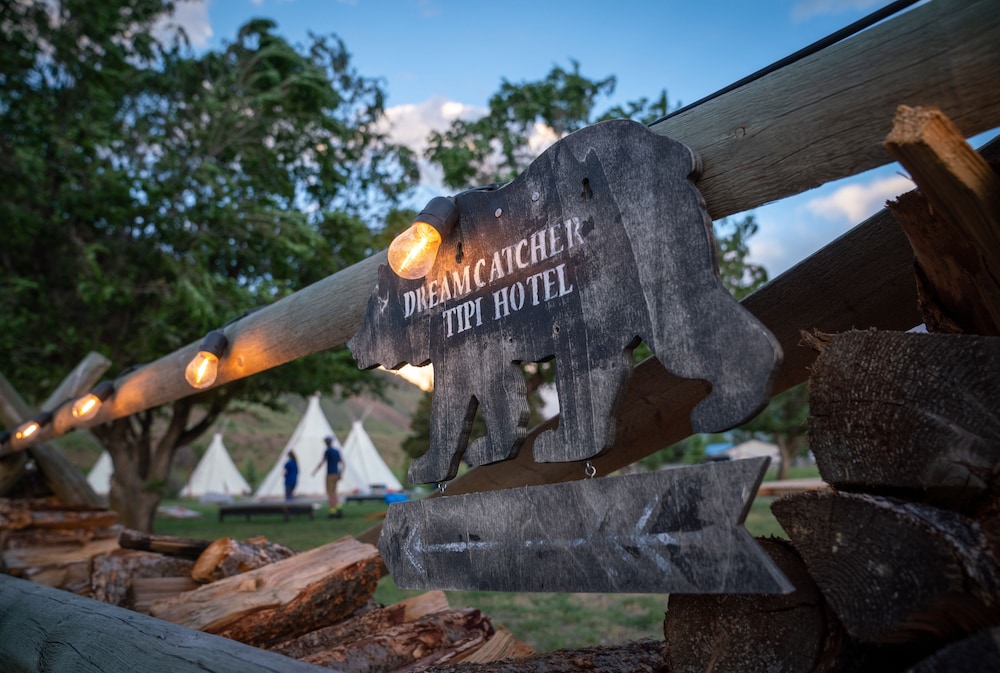 Dreamcatcher Tipi Hotel - photo 31