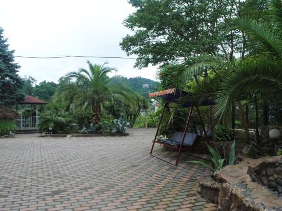 Green Garden Hotel