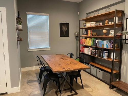 Modern Home In North central Austin - featured photo