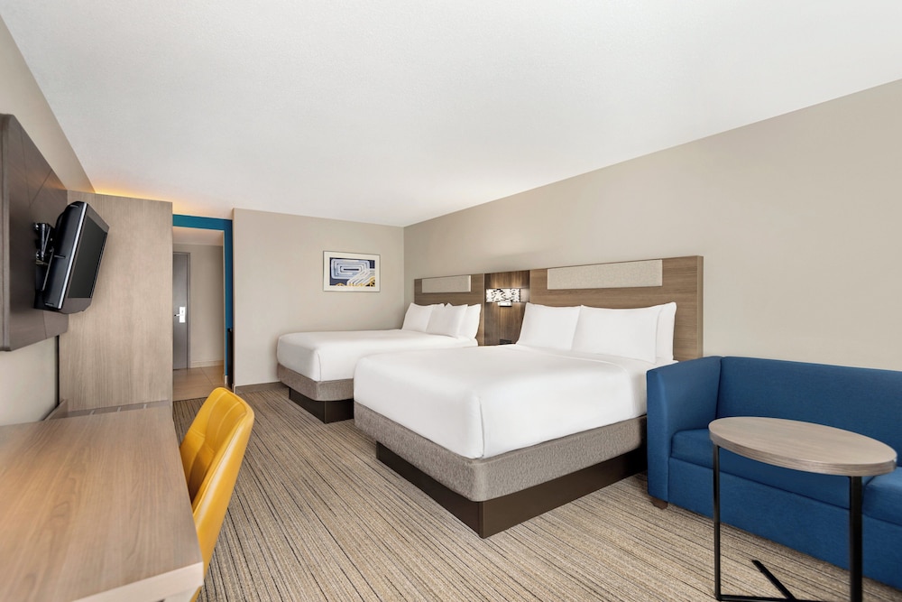 Holiday Inn Express Hotel & Suites Fredericksburg by IHG - photo 9