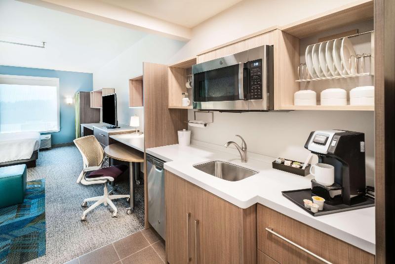 Home2 Suites by Hilton Brunswick - photo 13