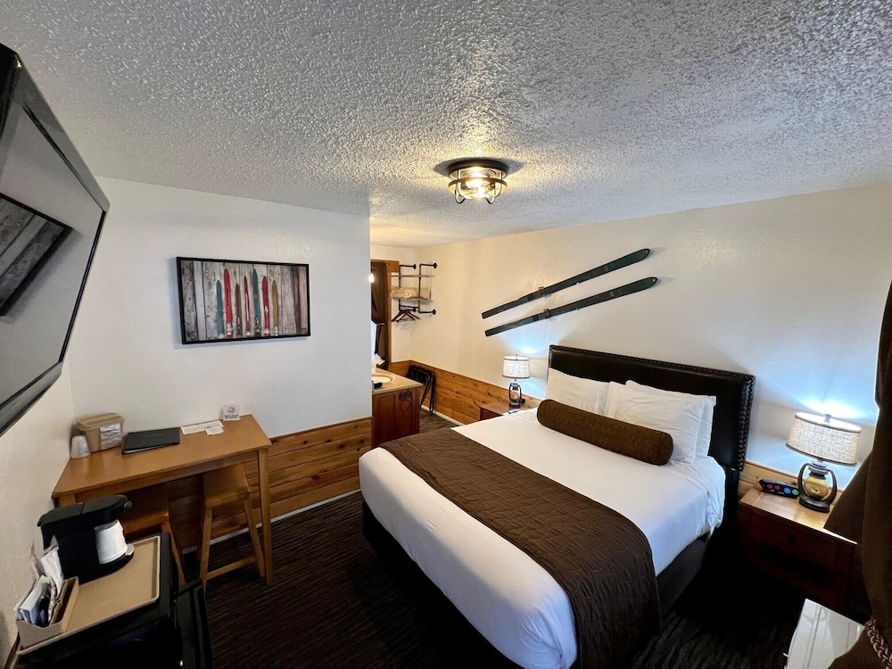 Shasta Inn - photo 6