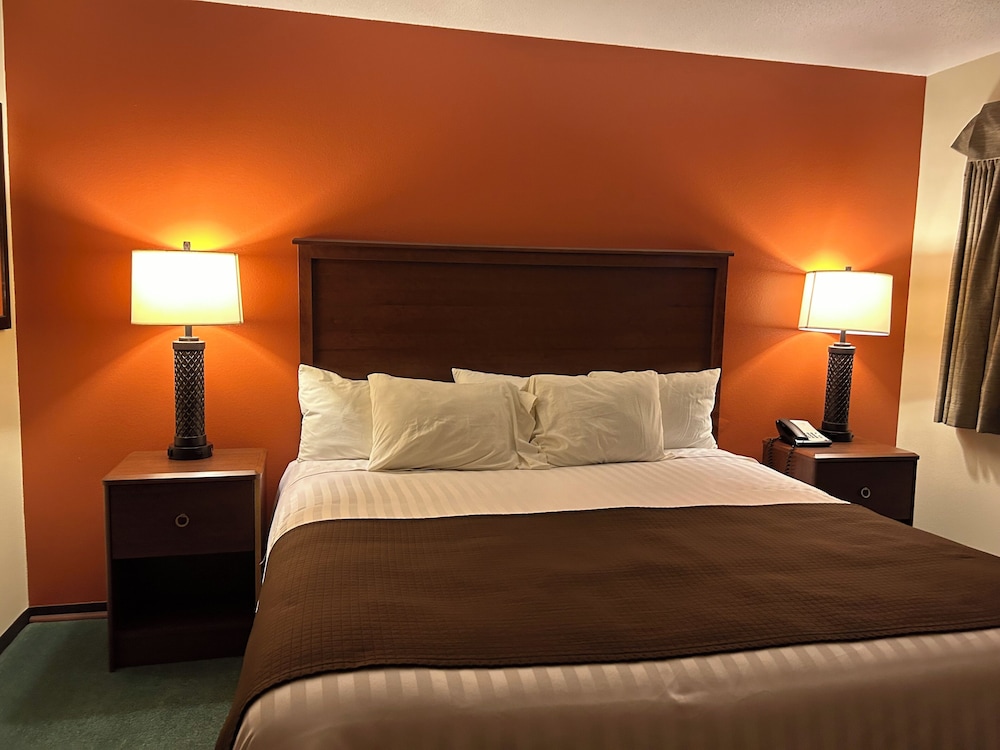 AmericInn by Wyndham Blackduck - photo 18