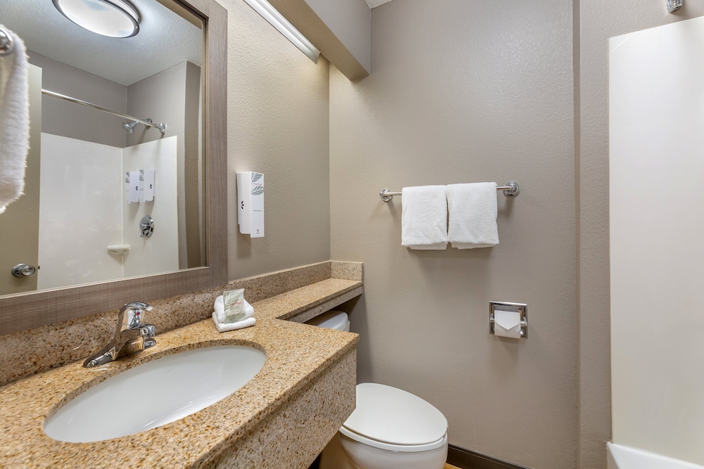 Red Roof Inn Erie I 90 - photo 16