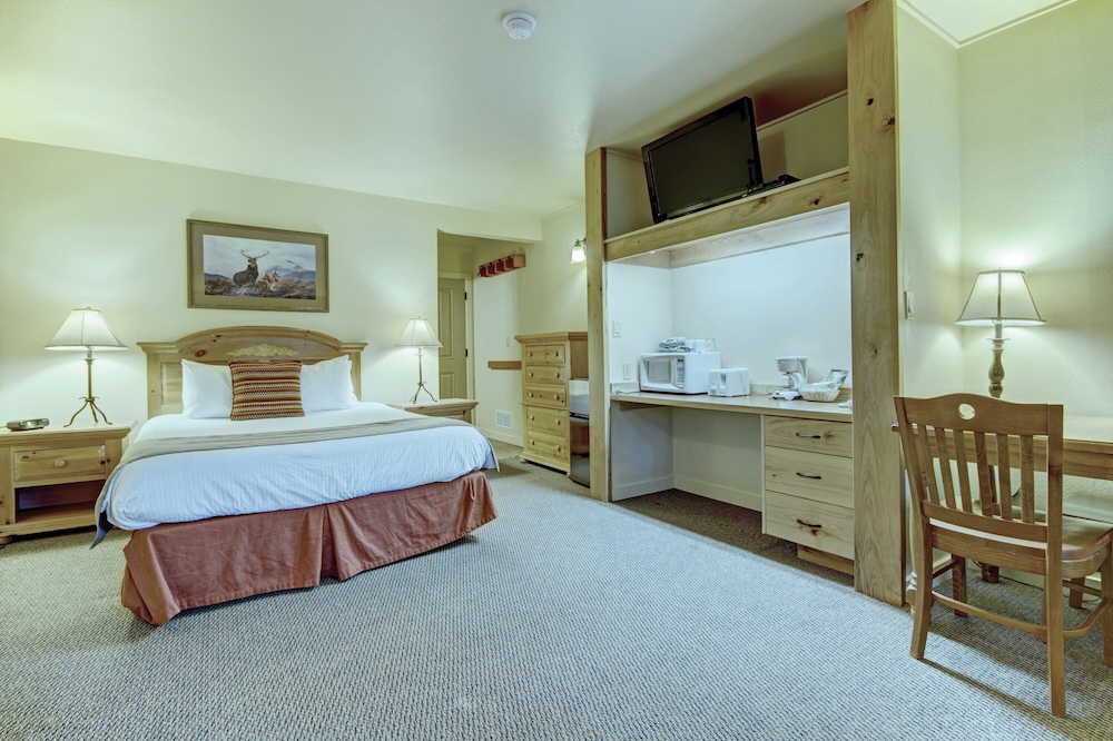 Seventh Mountain Resort - photo 12