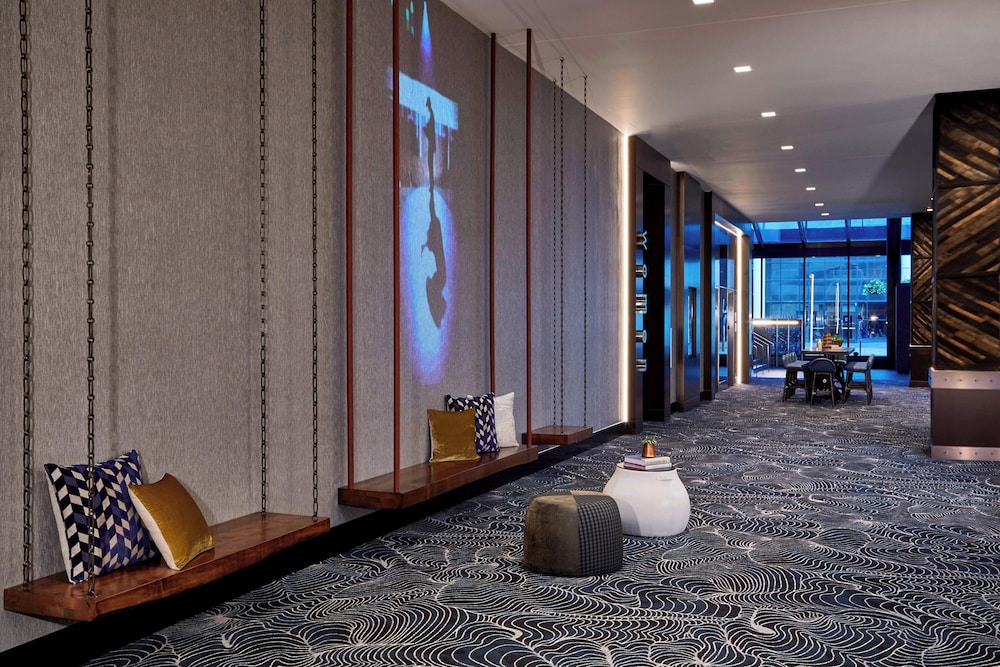 Renaissance Nashville Hotel - photo 2