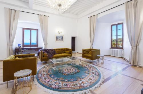 Authentic Middle Ages apartment in the Castle — 4-Star Luxury Hotel in Clarens, Switzerland
